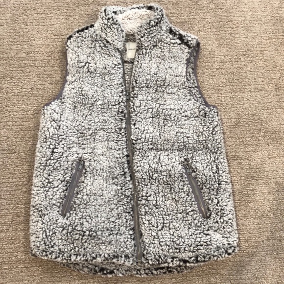Thread & Supply Jackets & Blazers - NWOT thread and supply Sherpa vest